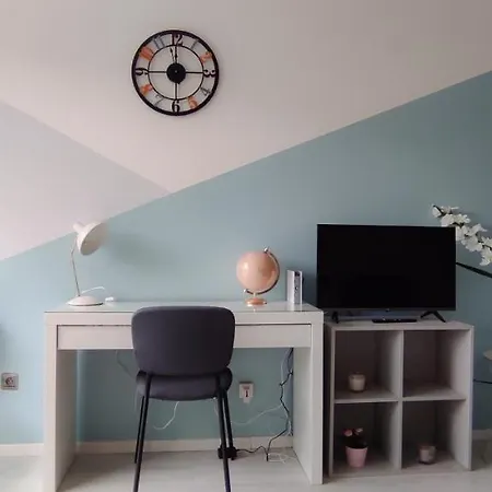 26m2 Centre Renove Avec Parking Prive * La Grande-Motte